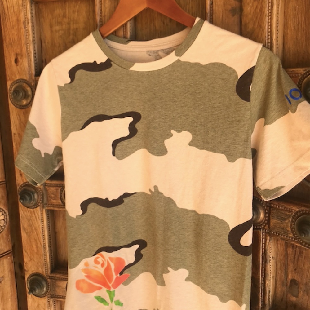 BDG Camo Rose Tee, Small